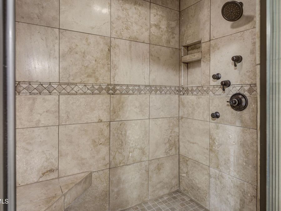 Property Image 77