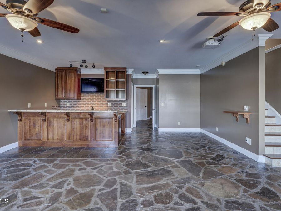 Property Image 86