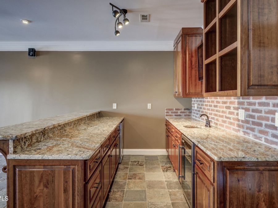 Property Image 91