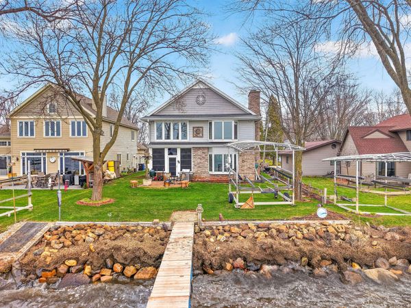 3129 Sunnyside St, Pleasant Springs, WI 53589
