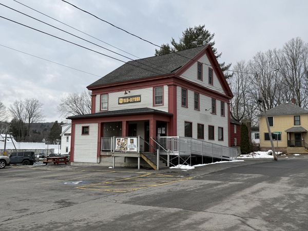 1 Hichborn Street , Augusta, ME 04330