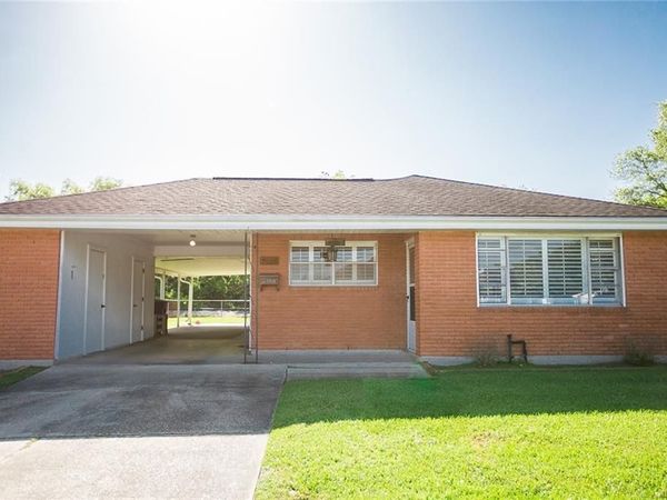 118 RAVEY Street, Belle Chasse, LA 70037