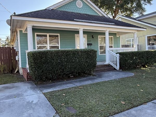 1219 E Waldburg Street, Savannah, GA 31404
