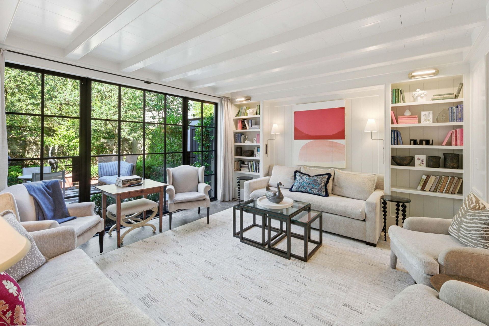 77 King Street Photo 15