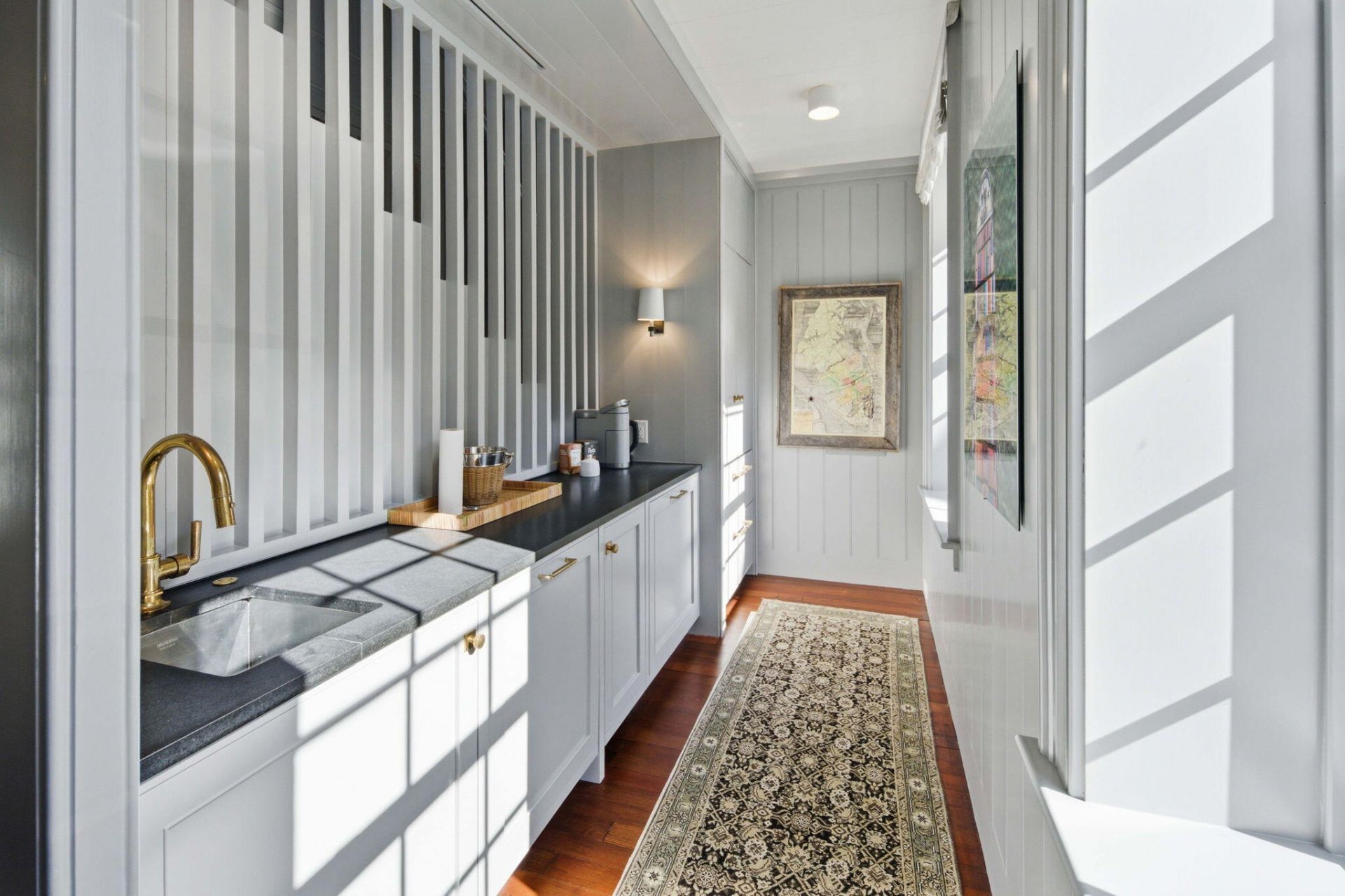 77 King Street Photo 45