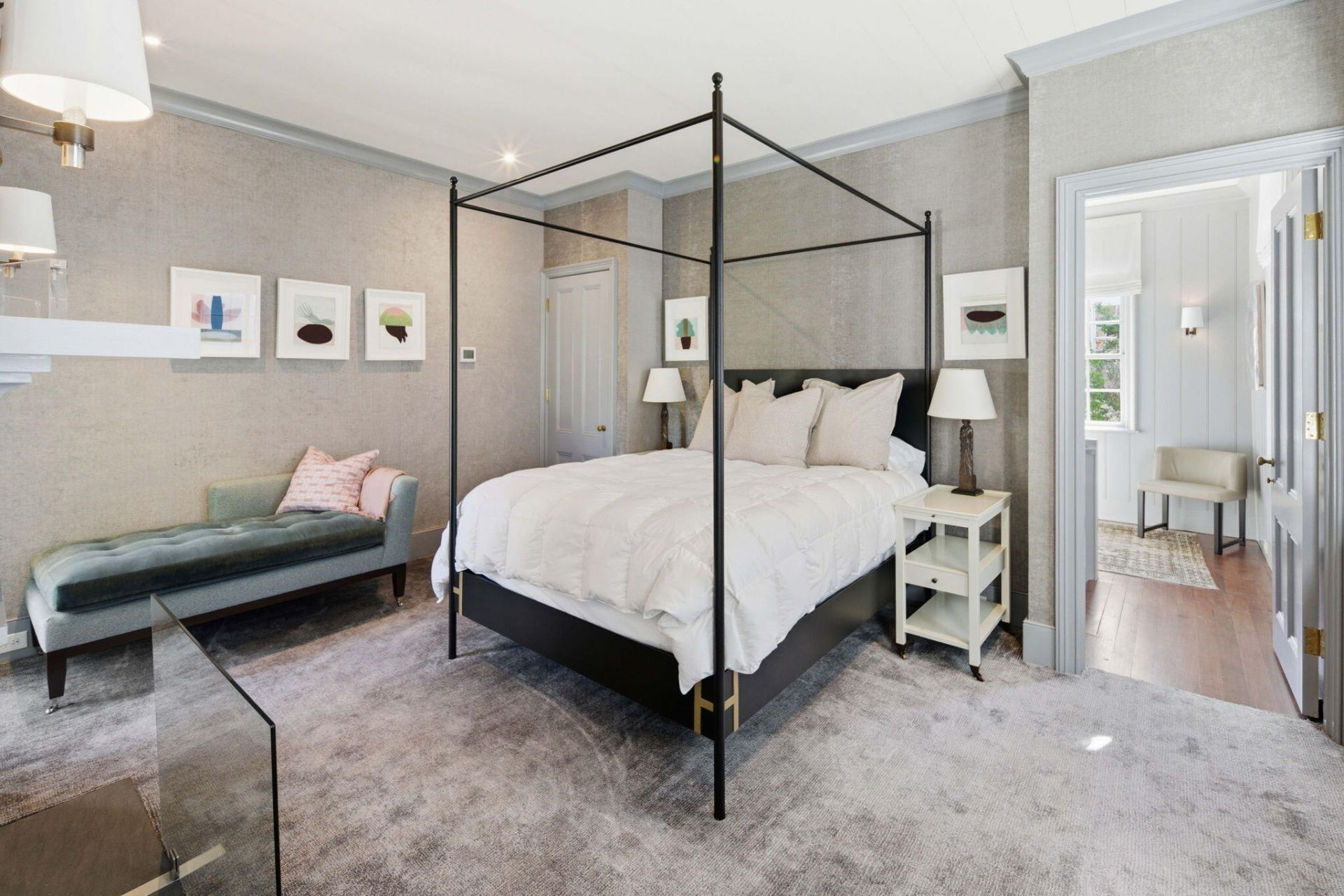 77 King Street Photo 51