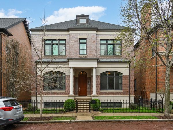 2664 N Hartland Court , Chicago, IL 60614