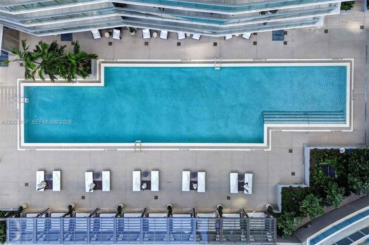 77 SE 5th St, Unit 2705, Miami, FL 33131 Photo