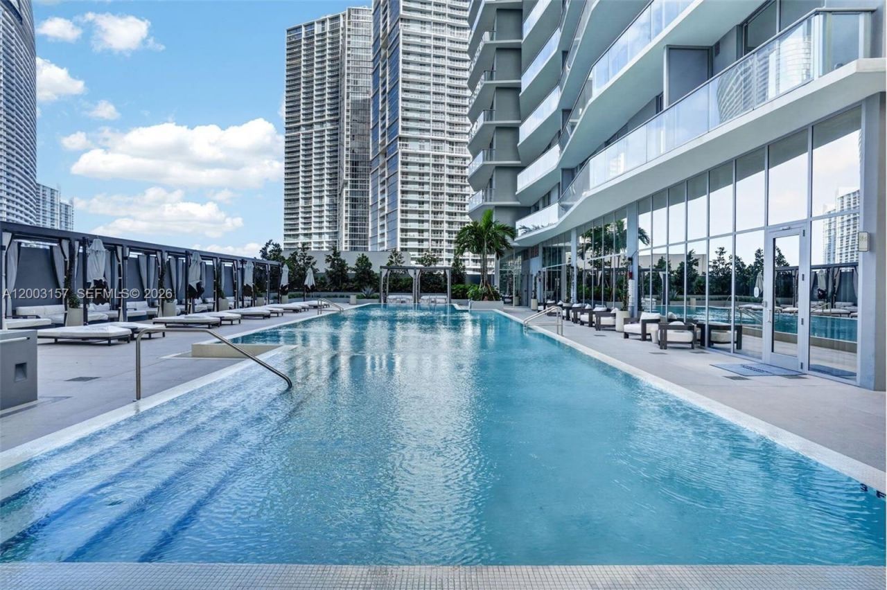 77 SE 5th St, Unit 2705, Miami, FL 33131 Photo