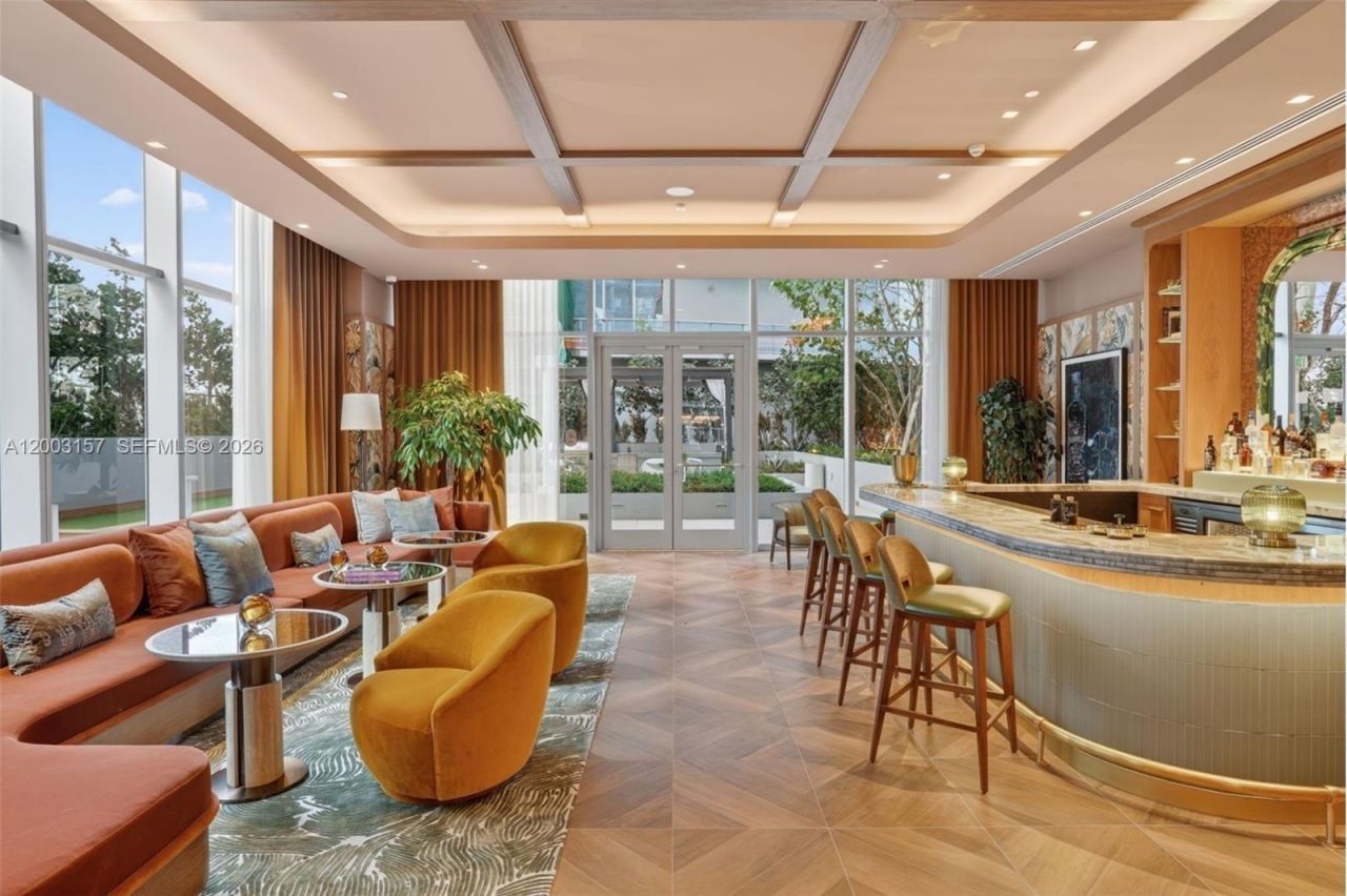 77 SE 5th St, Unit 2705, Miami, FL 33131 Photo
