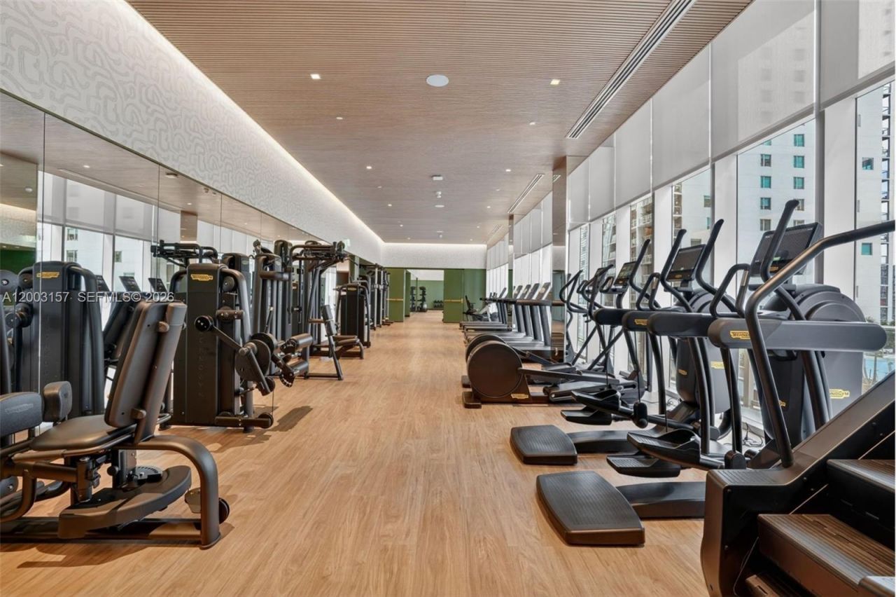 77 SE 5th St, Unit 2705, Miami, FL 33131 Photo