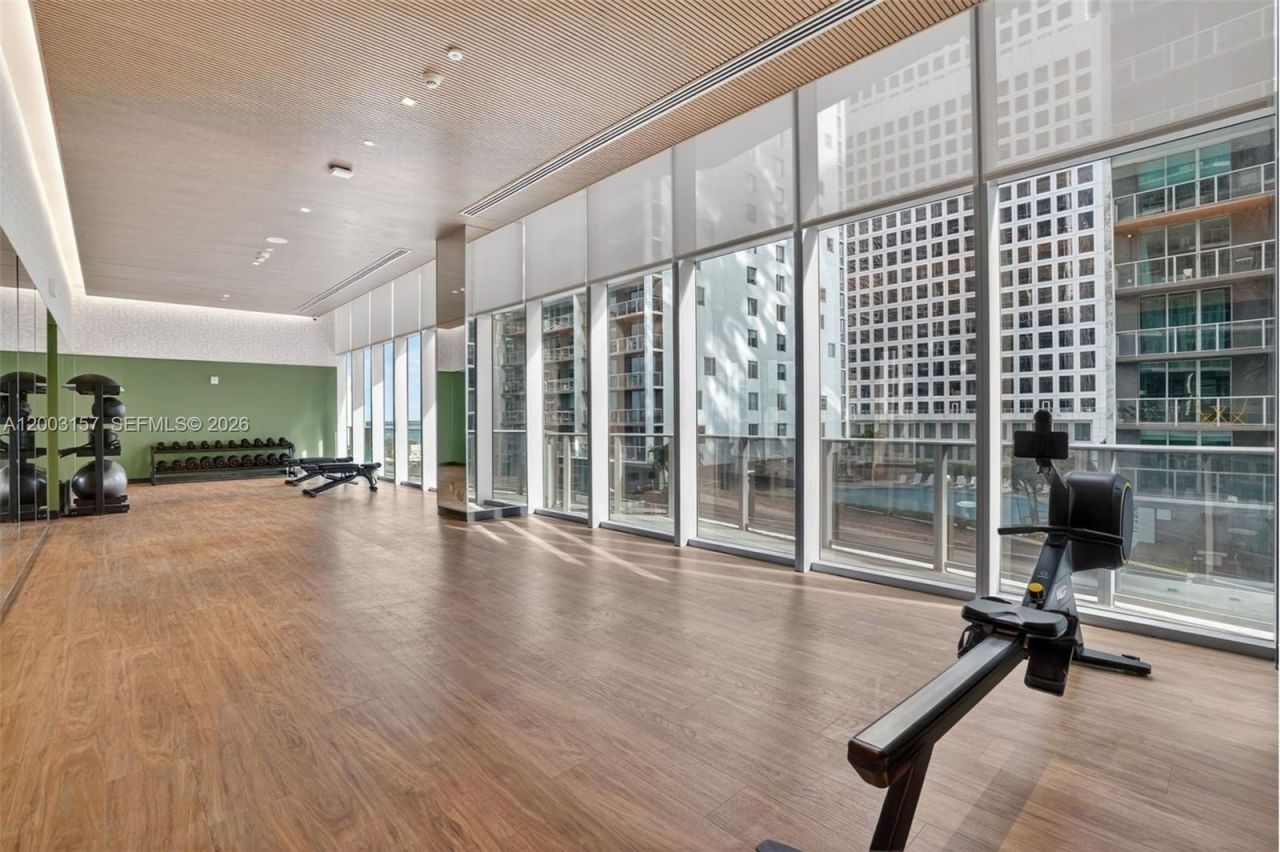 77 SE 5th St, Unit 2705, Miami, FL 33131 Photo