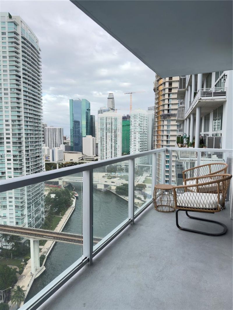 185 SW 7th St , Unit 2711, Miami, FL 33130 Photo