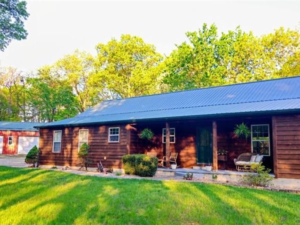 15689 State Road T, De Soto, MO 63020