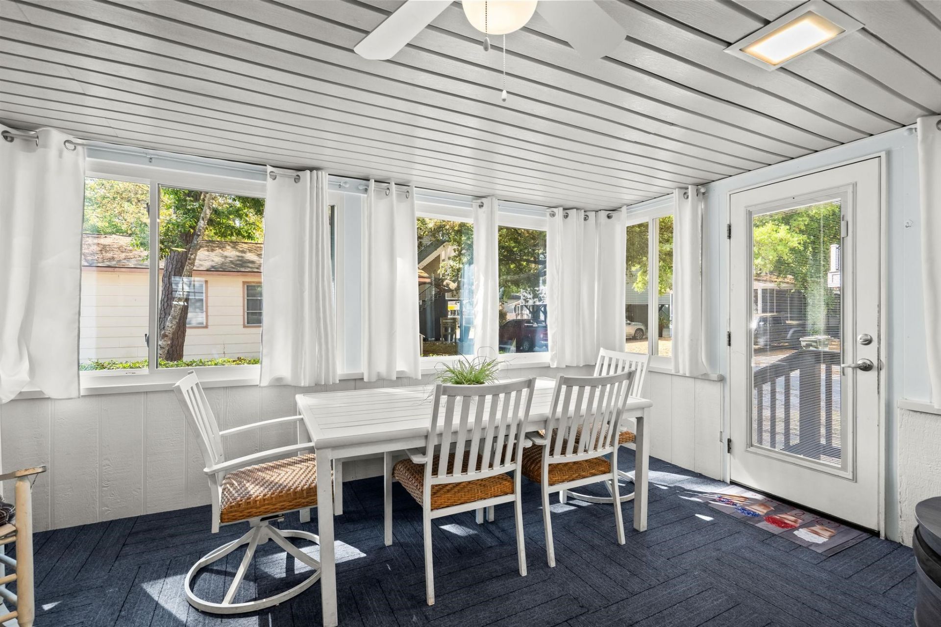 6001 - Mh64 S Kings Hwy. Photo 17