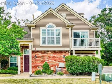 4341 Deeside Drive, Brighton, MI 48116