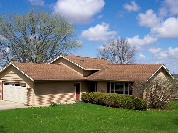 10072 W IL RTE 72 Highway, FORRESTON, IL 61030