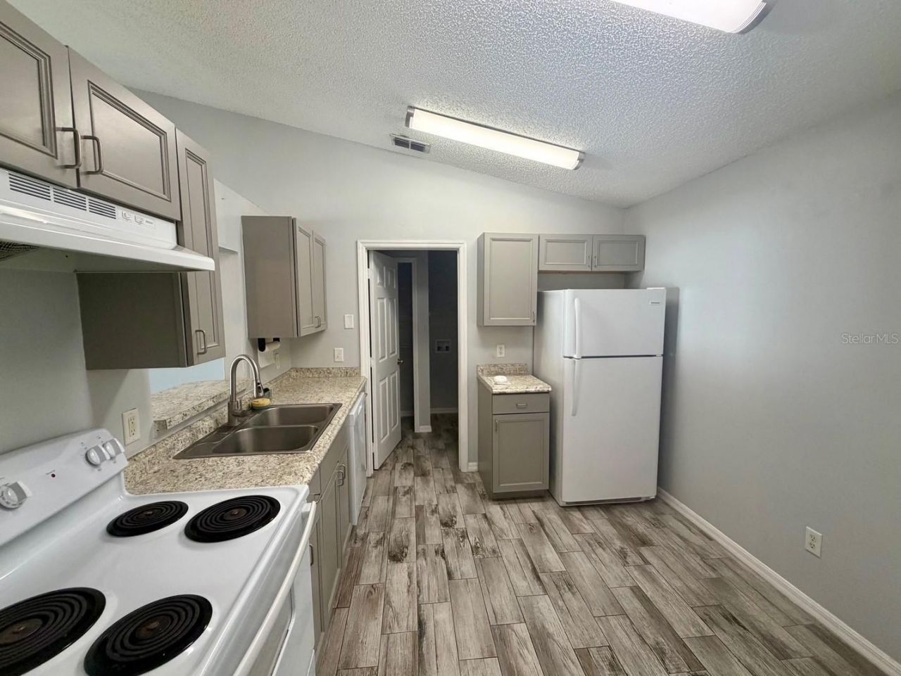 251 Rhapsody Lane, Apopka, FL 32703 Photo