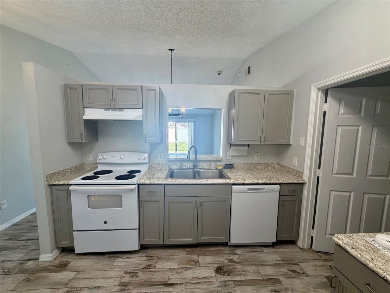 251 Rhapsody Lane, Apopka, FL 32703 Photo