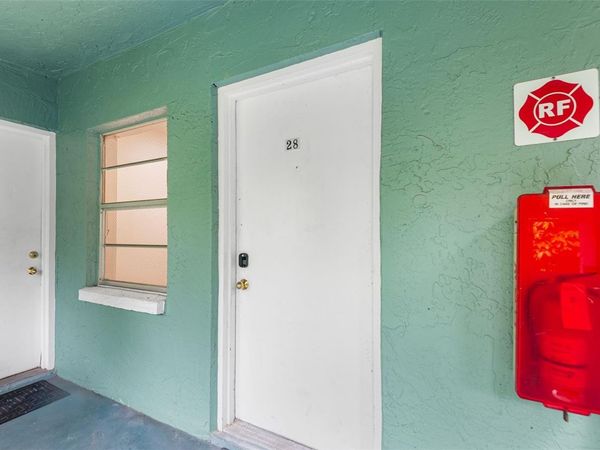 6262 EMERSON AVENUE S, Unit 28, ST PETERSBURG, FL 33707
