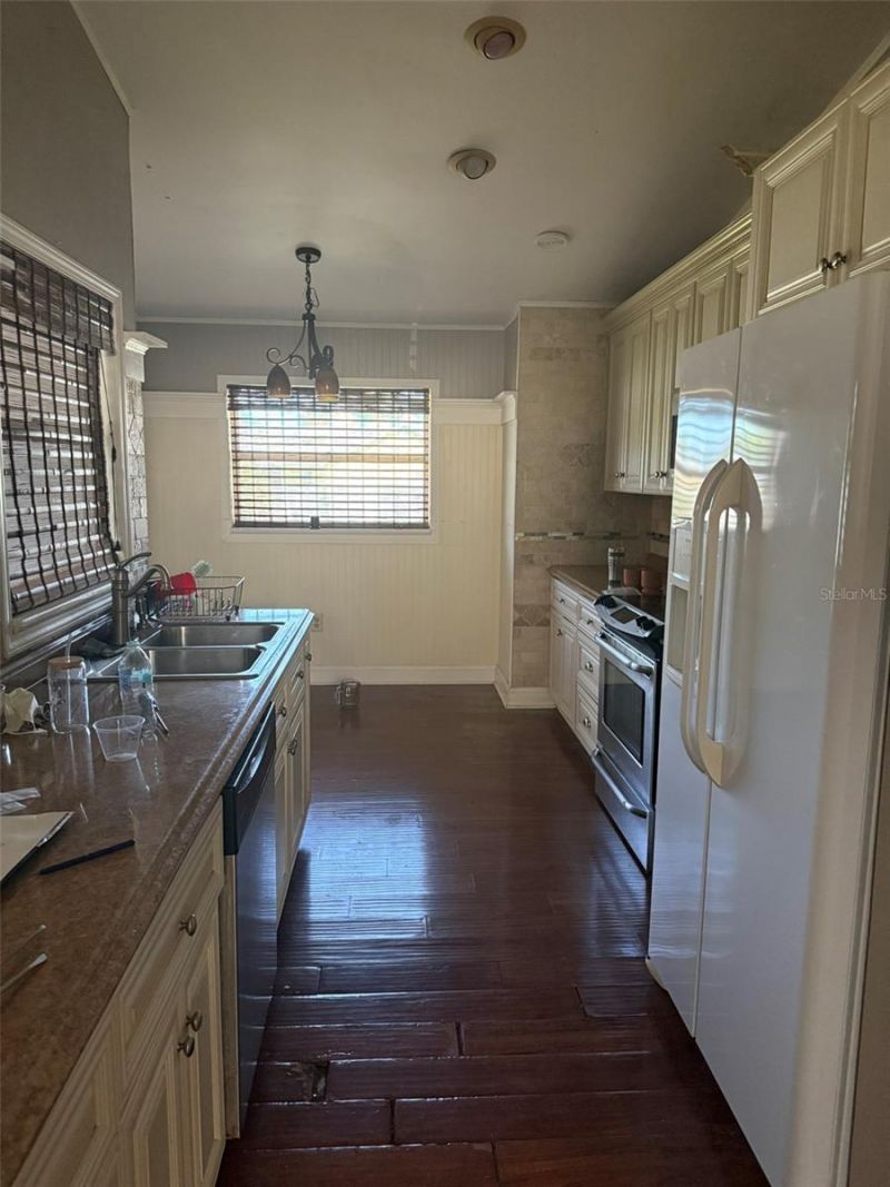 7606 37th Street Circle E, Sarasota, FL 34243 Photo