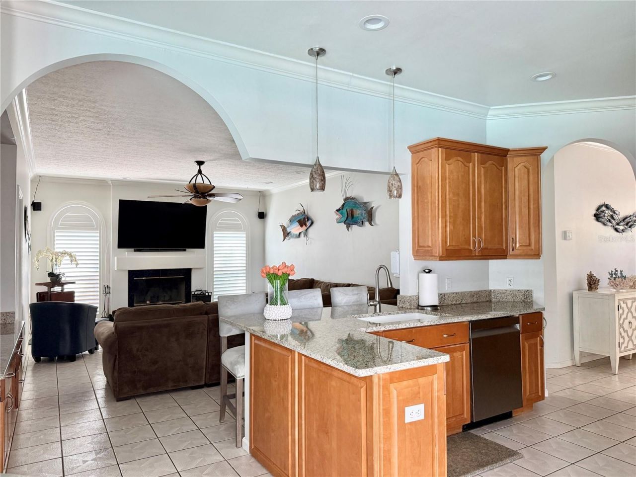 6326 N Queensway Dr, Temple Terrace, FL 33617 Photo