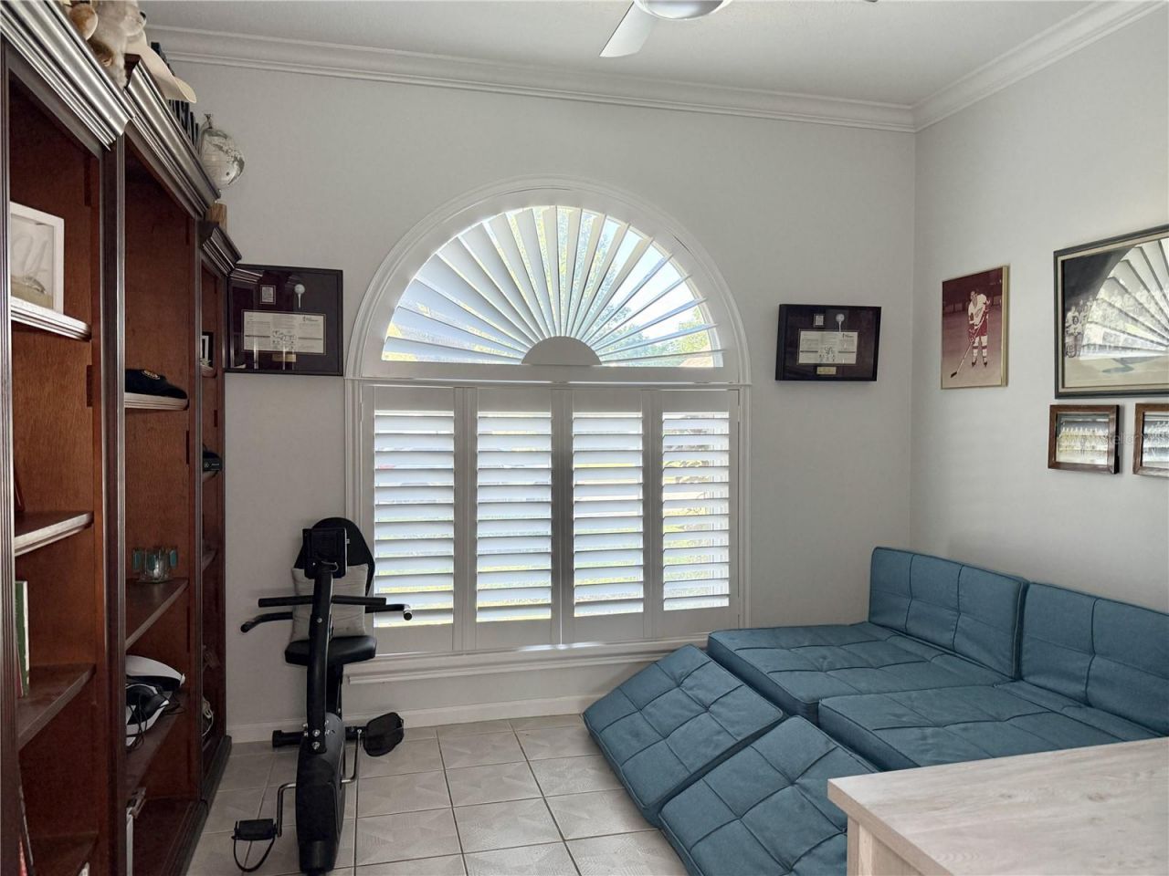 6326 N Queensway Dr, Temple Terrace, FL 33617 Photo