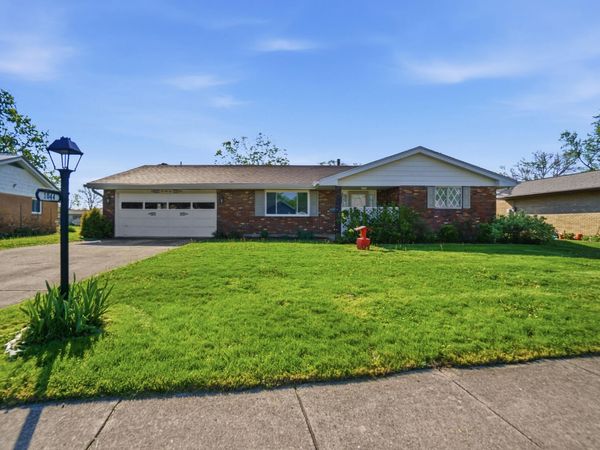 1044 Woodland Drive, Lima, OH 45805