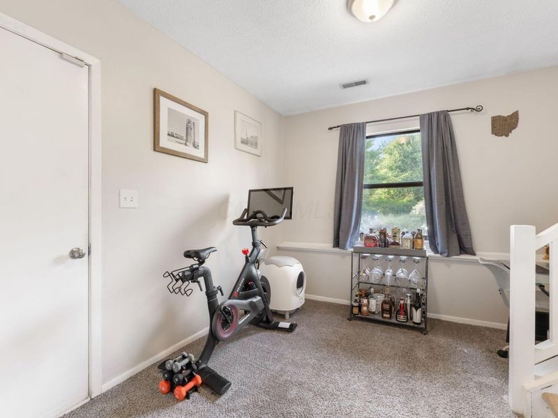 5038 Shannonbrook Drive, Columbus, OH 43221 Photo 18