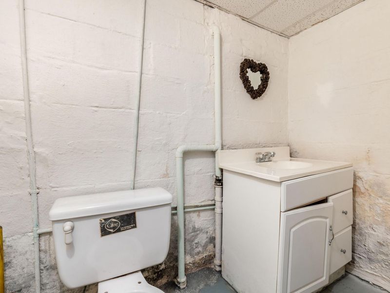 1356 E Eighteenth Avenue, Columbus, OH 43211 Photo 21