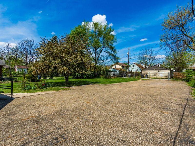 1356 E Eighteenth Avenue, Columbus, OH 43211 Photo 24