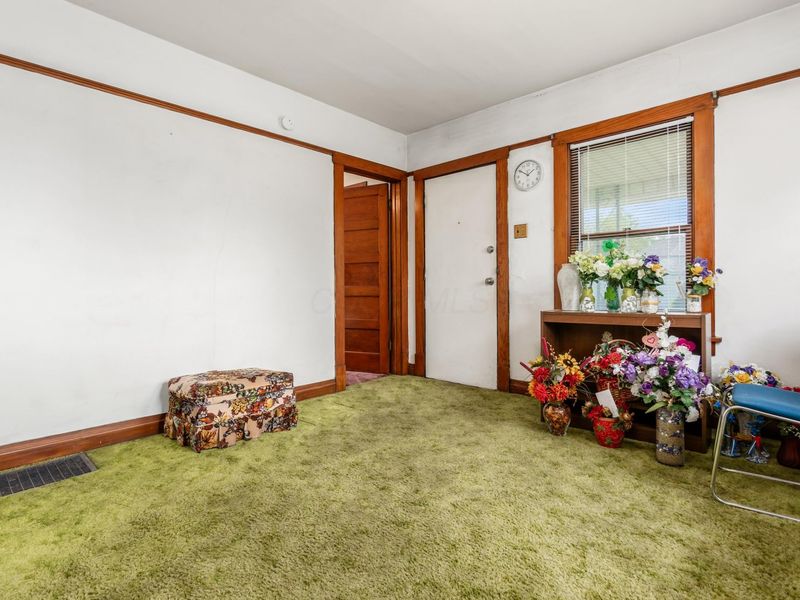 1356 E Eighteenth Avenue, Columbus, OH 43211 Photo 4