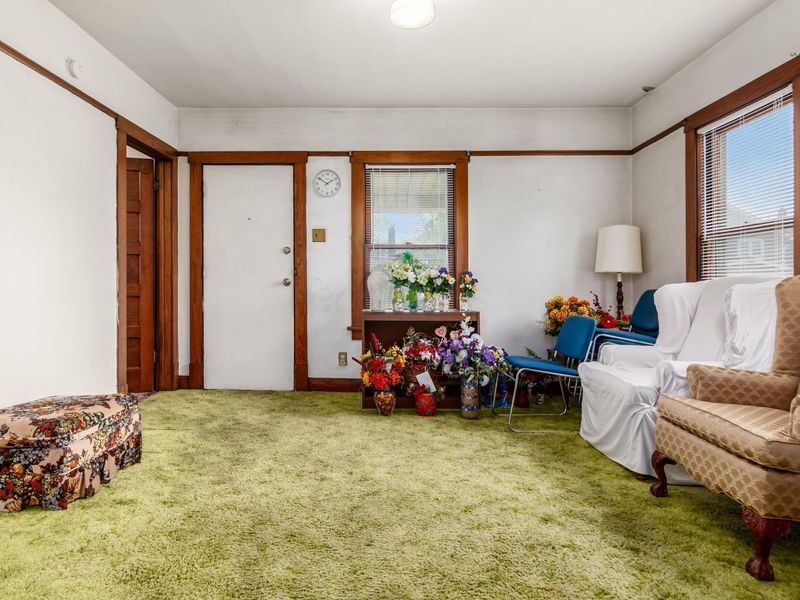 1356 E Eighteenth Avenue, Columbus, OH 43211 Photo 5