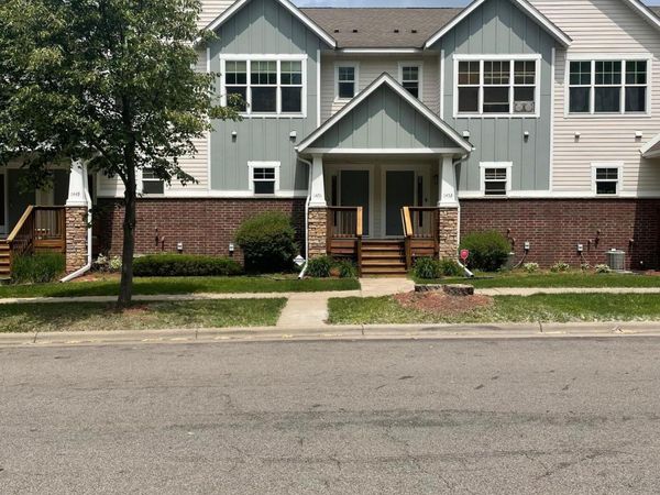 1451 Magnolia Avenue E, Saint Paul, MN 55106