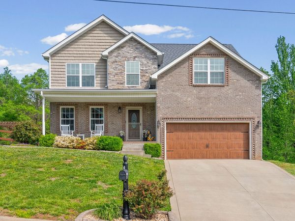 1355 Holden Dr , Clarksville, TN 37042