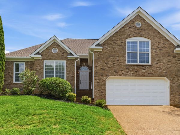 3024 Farmville Cir , Spring Hill, TN 37174