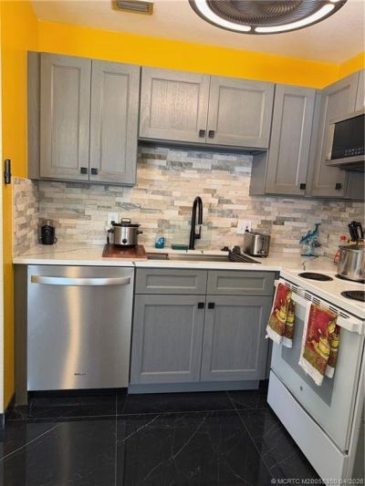 1225 NW 21st Street, Unit 3211, Stuart, FL 34994 Photo