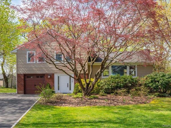 8 Fairlawn Parkway, Rye Brook, NY 10573