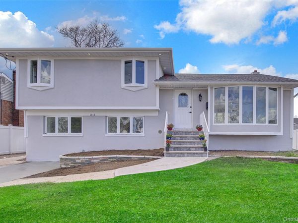 1716 White Street , North Bellmore, NY 11710