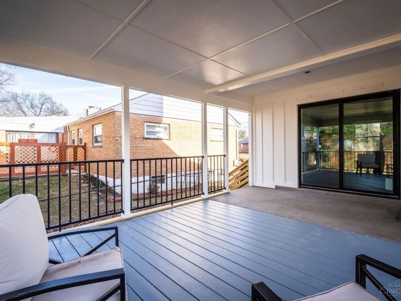 6669 Kirkland Drive, Cincinnati, OH 45224 Photo 11