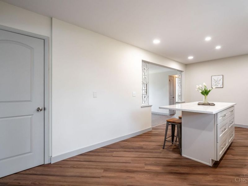 6669 Kirkland Drive, Cincinnati, OH 45224 Photo 24