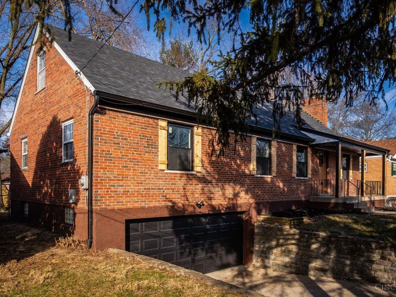 6669 Kirkland Drive, Cincinnati, OH 45224 Photo 3