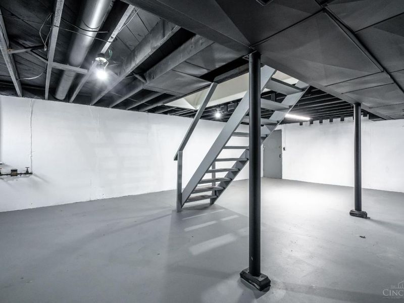 6669 Kirkland Drive, Cincinnati, OH 45224 Photo 46