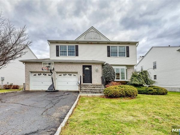 42 Nugent Drive, CLIFTON, NJ 07013
