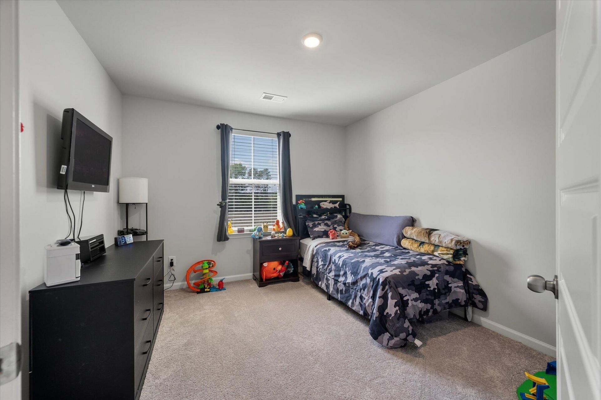 4030 Warmouth Court Photo 34