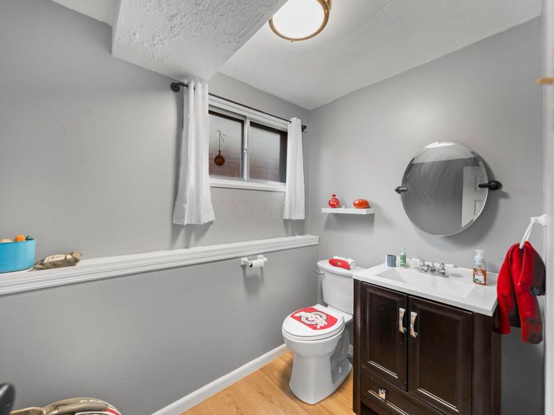 1321 Country Club Road, Columbus, OH 43227 Photo 30
