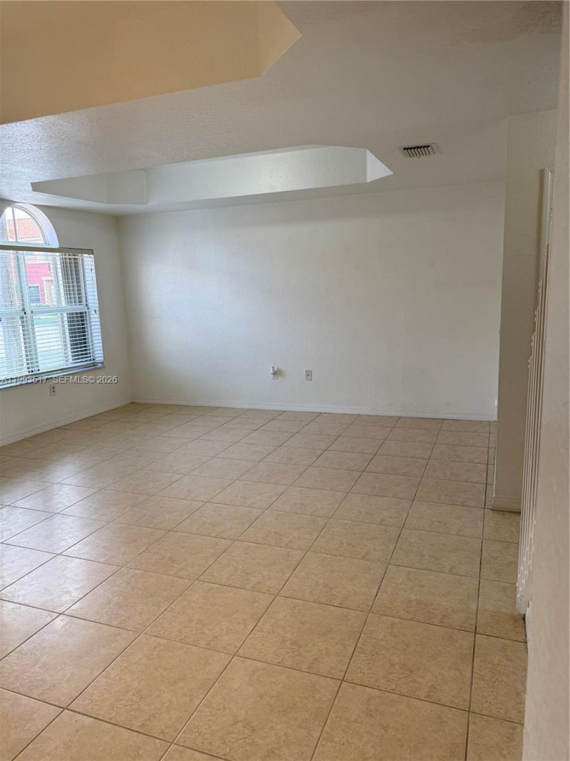 11617 NW 62nd Ter, Unit 430, Doral, FL 33178 Photo
