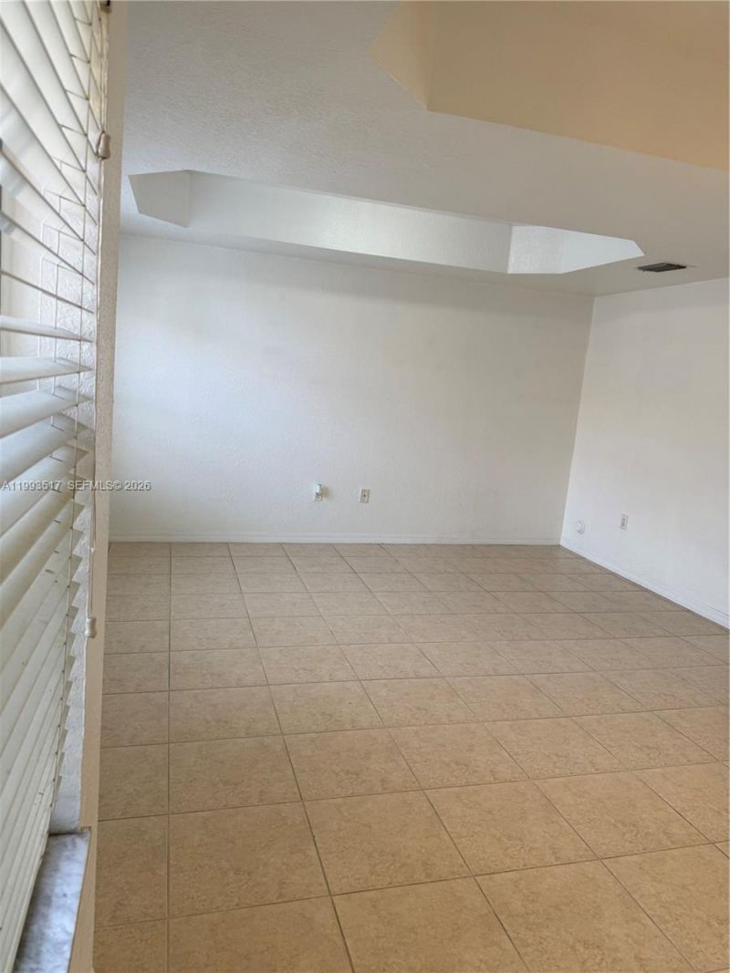 11617 NW 62nd Ter, Unit 430, Doral, FL 33178 Photo