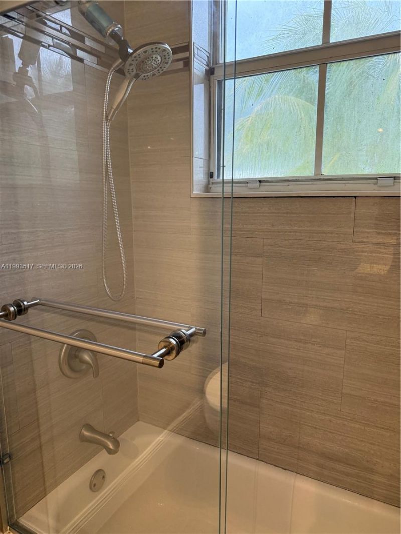 11617 NW 62nd Ter, Unit 430, Doral, FL 33178 Photo