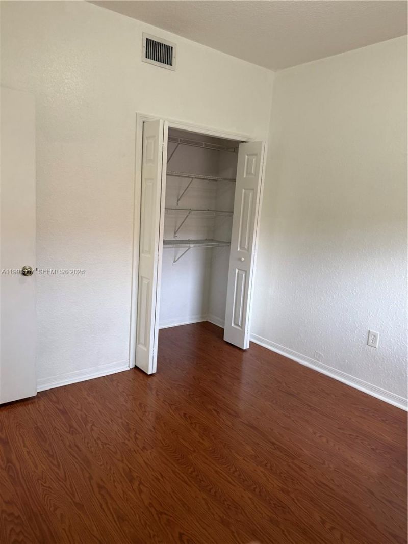 11617 NW 62nd Ter, Unit 430, Doral, FL 33178 Photo